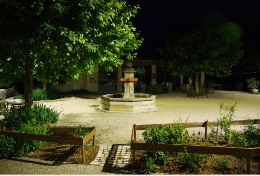 Dunloe Chambre & Terrasse Chez L'Habitant Avec Borne Recharge Electrique Chantemerle-lès-Grignan Dış mekan fotoğraf